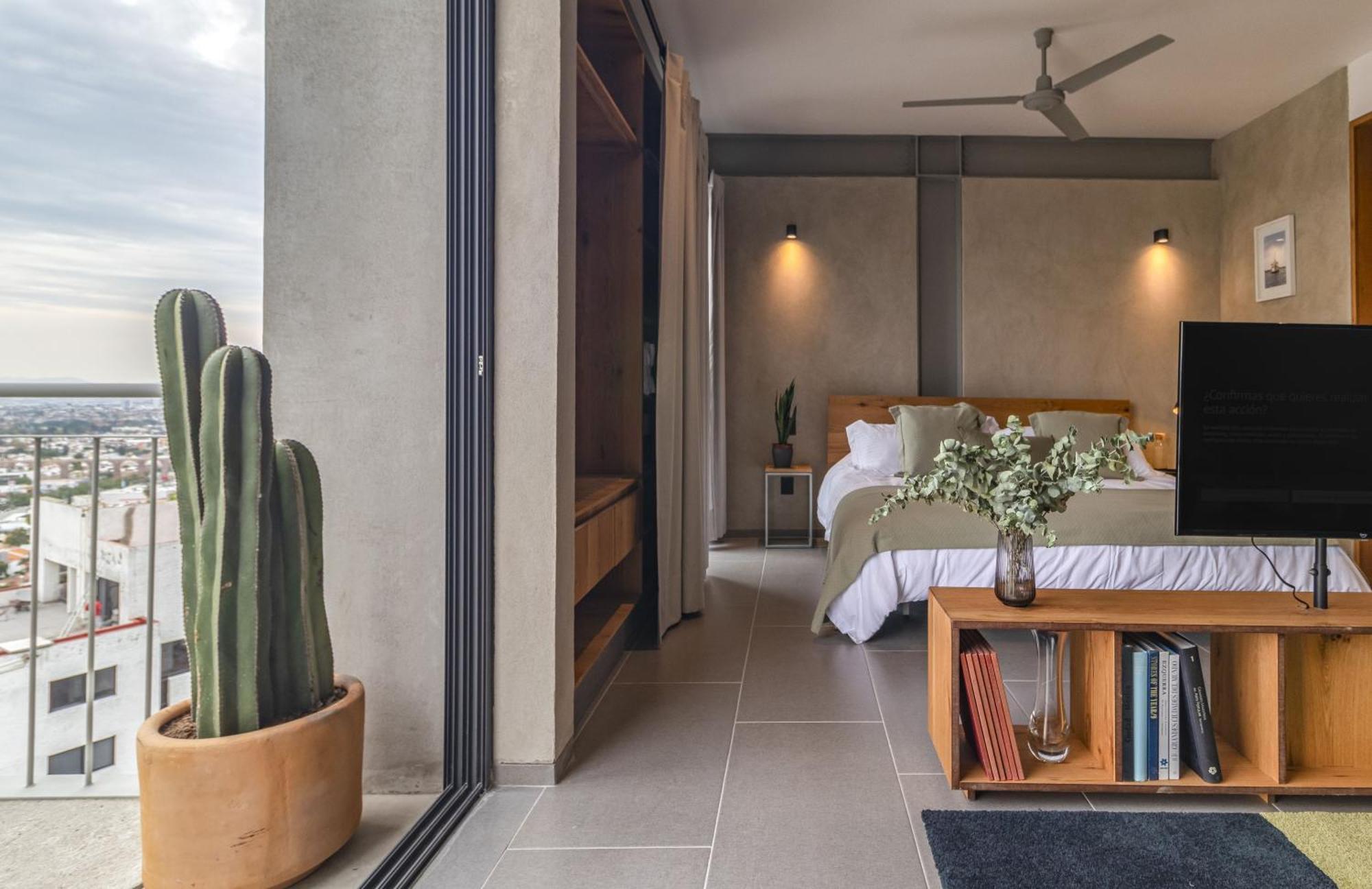 Departamentos Y Suites Indigo Querétaro Eksteriør billede