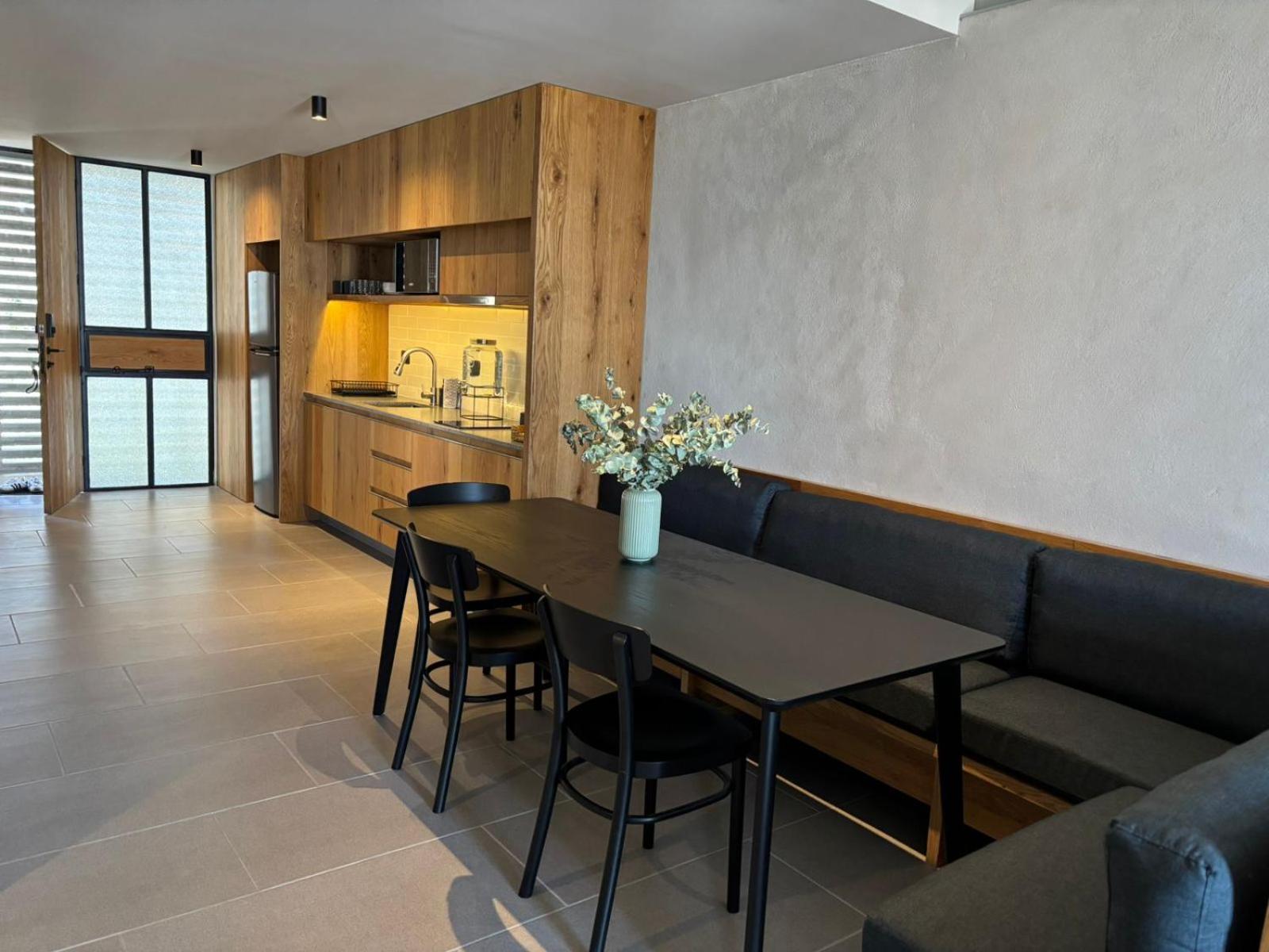 Departamentos Y Suites Indigo Querétaro Eksteriør billede